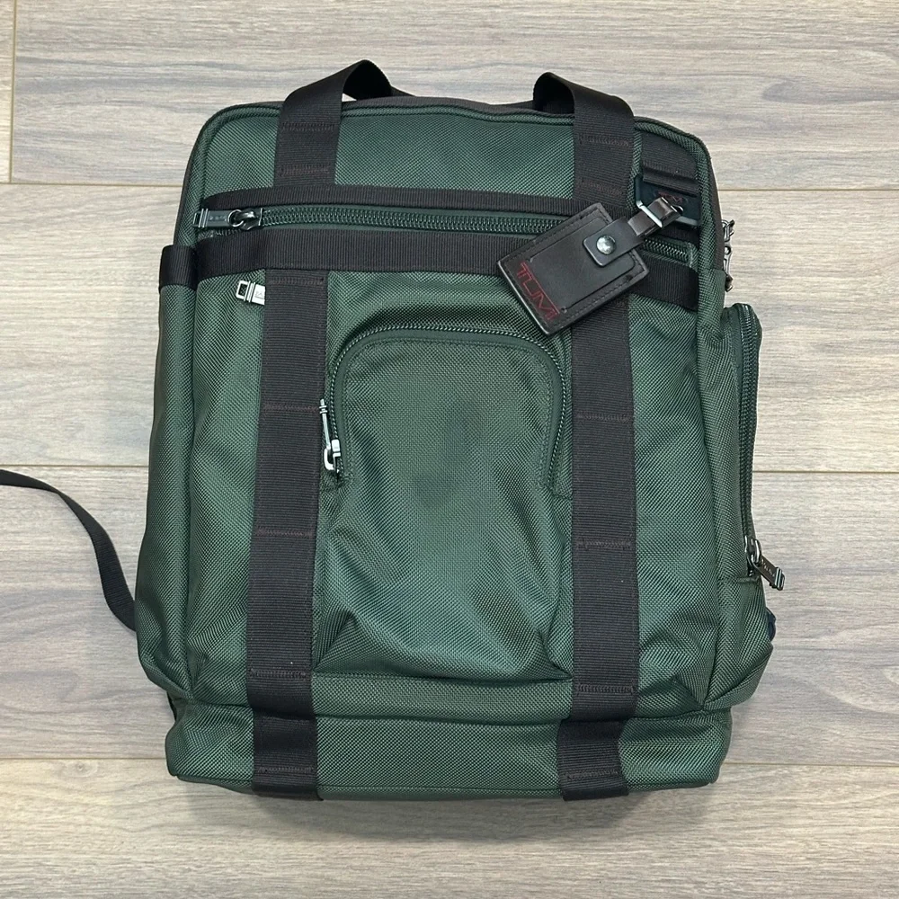 airplane travel toiletry bag BAGSMART Clear 2-Pack TSA Approved Water-Repellent, Black Ozark Trail 45L Montpelier up and make June26Outlet Color:Frosty Mint Green/Botanica